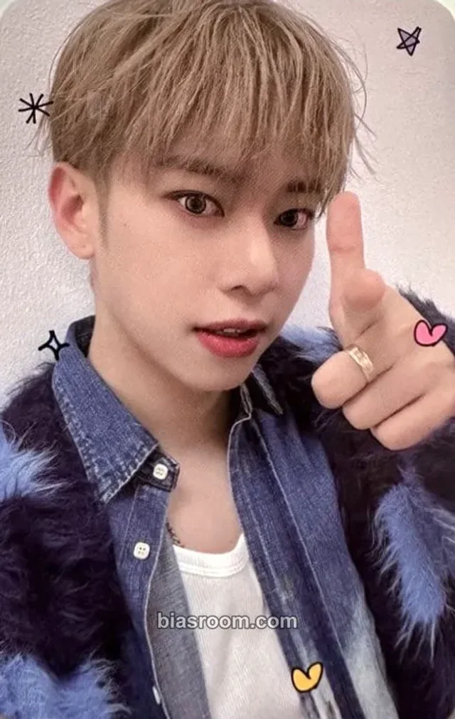 AB6IX - Donghyun - THE FUTURE IS OURS : FOUND Album lucky draw (LD) pop-up