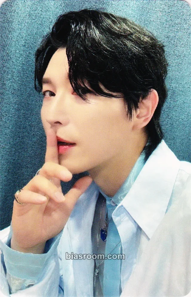 Forestella - Doohoon - The Beginning : World Tree Album photocard set withmuu/withdrama fansign