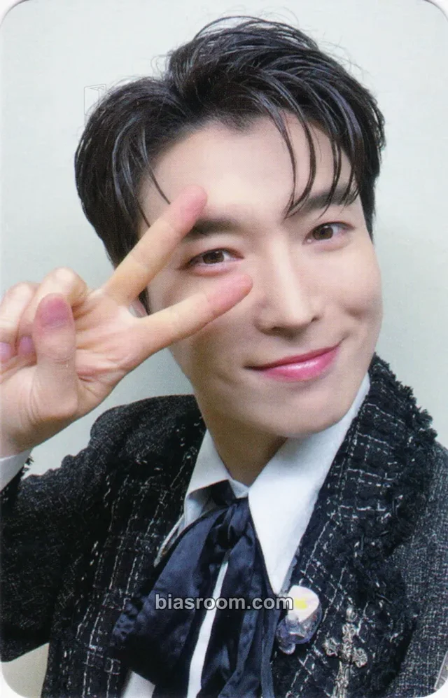 Forestella - Doohoon - Unfinished Album photocard set c-factory fansign