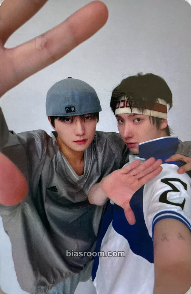 JustB - Siwoo & DY - JUSTB Hamburg concert & Italy convention Event trading card photocard pack