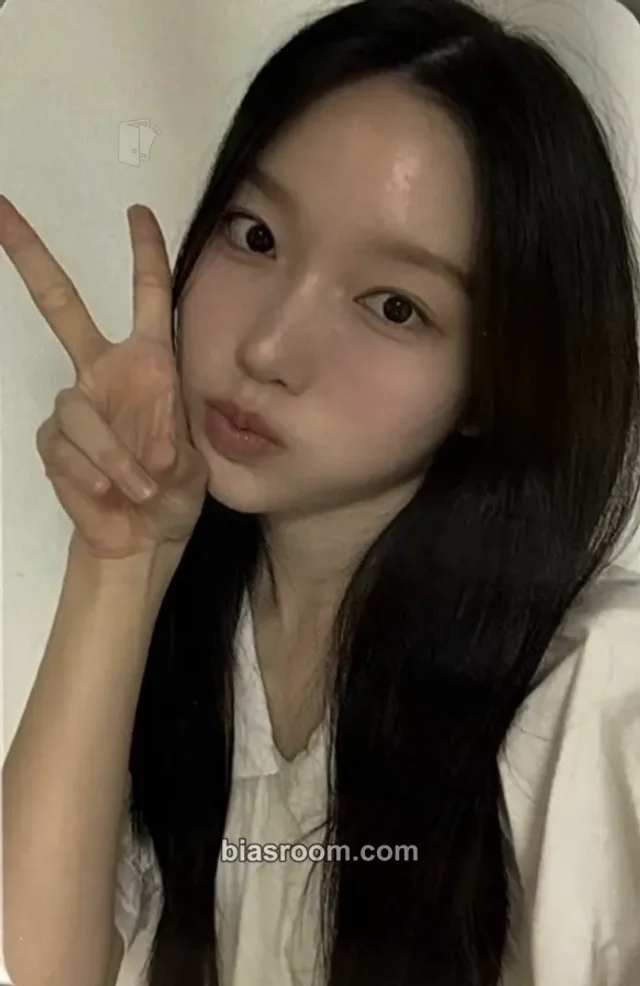 Loossemble - Go Won - Gowon's Special Fan Events Other fansign video call/fancall winner benefit photocard set hellolive