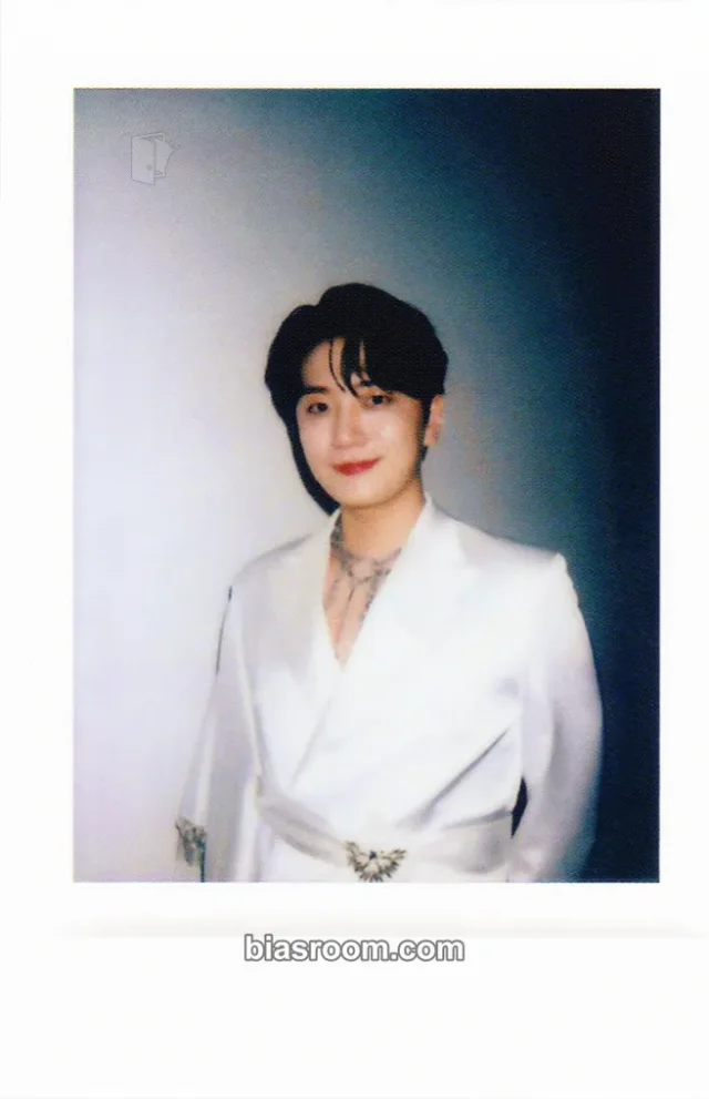 Forestella - Woorim - The Beginning : World Tree Album pob (pre-order benefit) polaroid