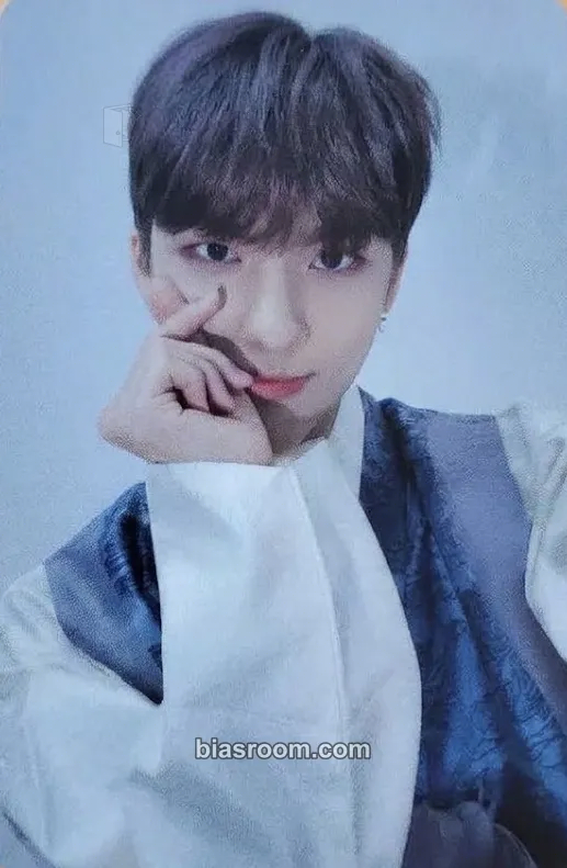 Hankook BLUE SET Chapter 1. TRACKS Photocard - TRENDZ - photocard K-pop TRENDZ
