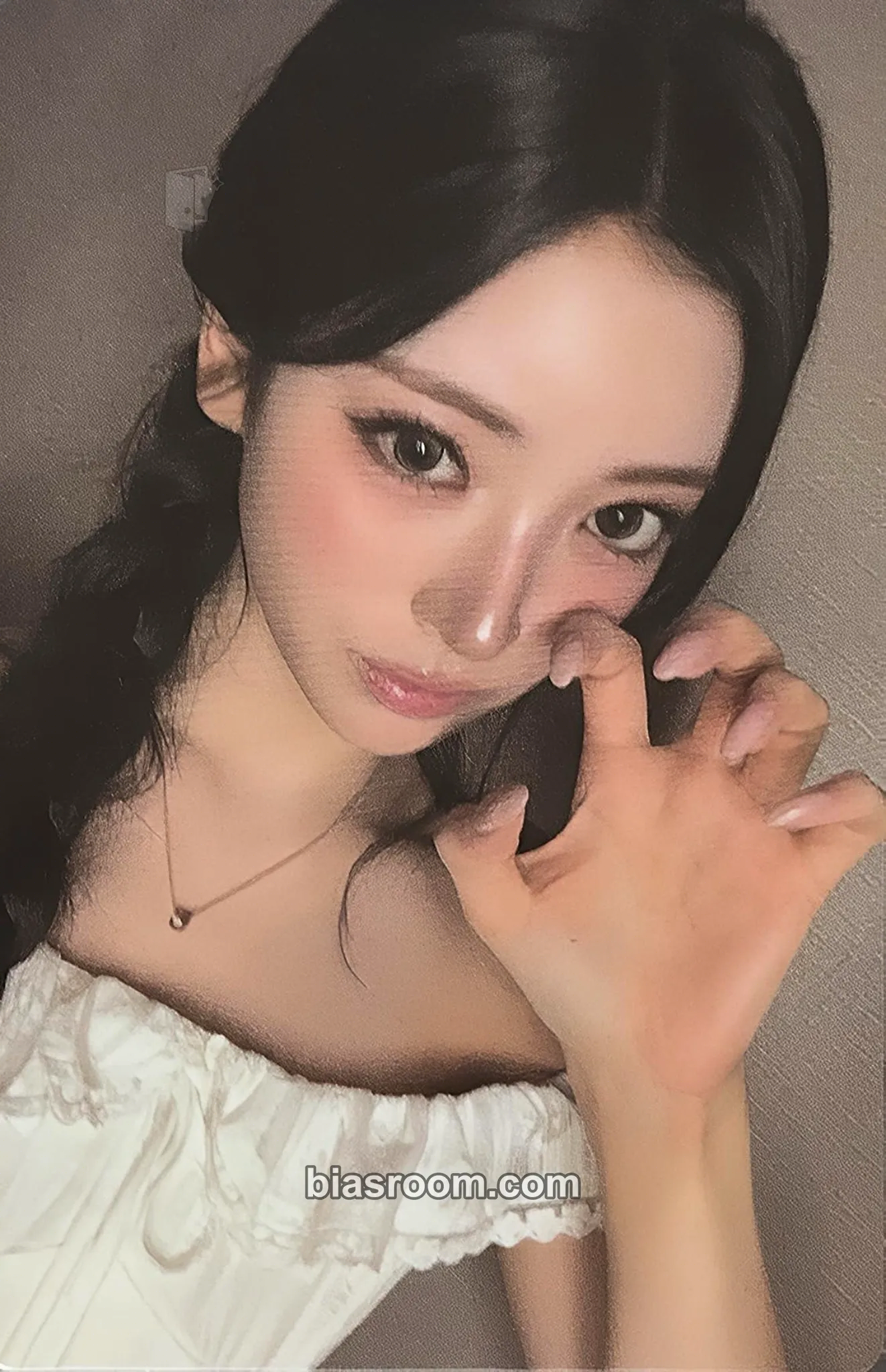 Anna BITE NOW Photocard - MEOVV - MEOVV K-pop photocard