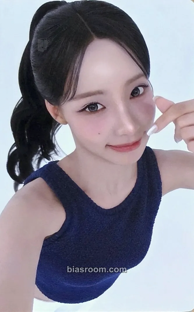 Woni Derma:B x Woni Photocard - RESCENE - RESCENE K-pop photocard