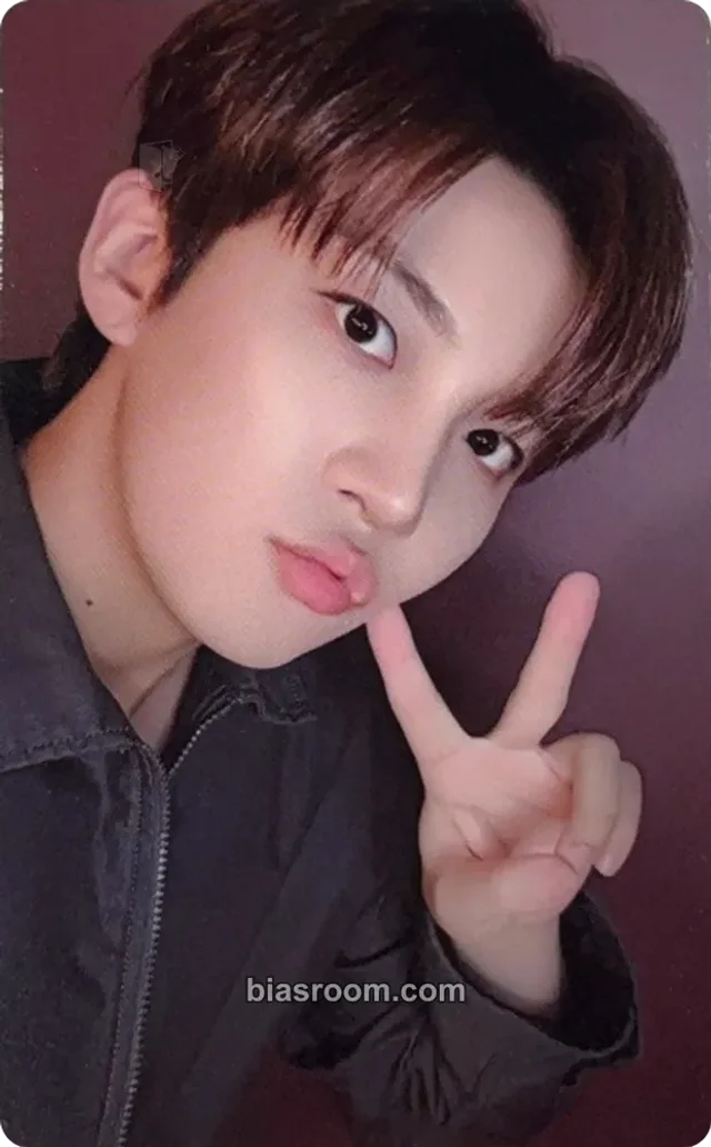 ATEEZ - Jongho - Blue Drift MD - 8th Anniversary Other purchase benefit exhibition offline