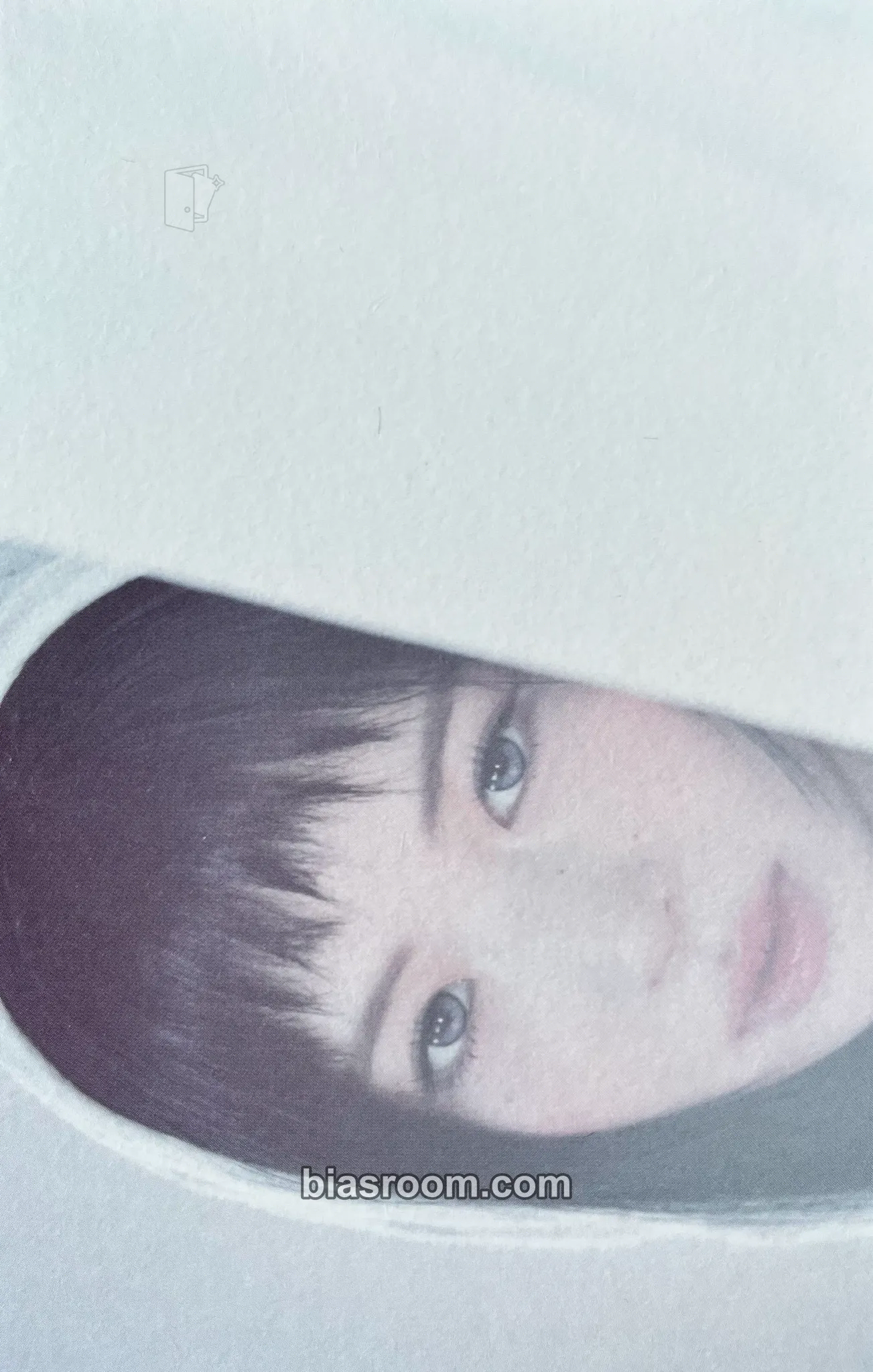 Maya Sour Grapes Photocard - NiziU - NiziU K-pop photocard