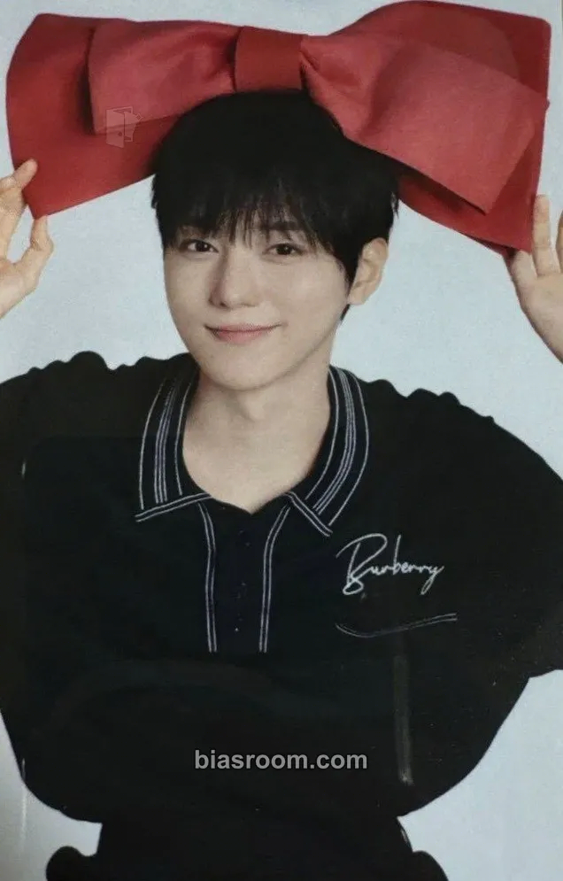 Kyuhyun S Cawaii! ME Magazine Photocard - AEN - photocard K-pop AEN