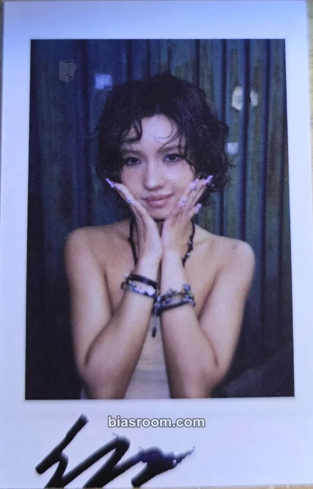 i-dle - Soyeon - We made Album lucky draw (LD) polaroid apple music