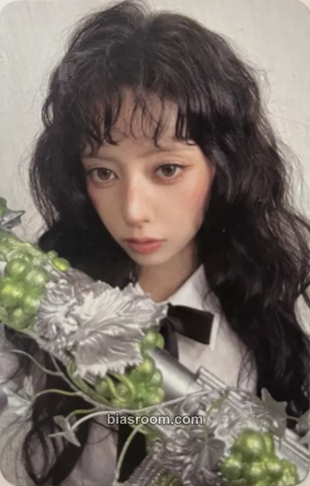 NiziU - Rima - Sour Grapes Album album photocard sniper version