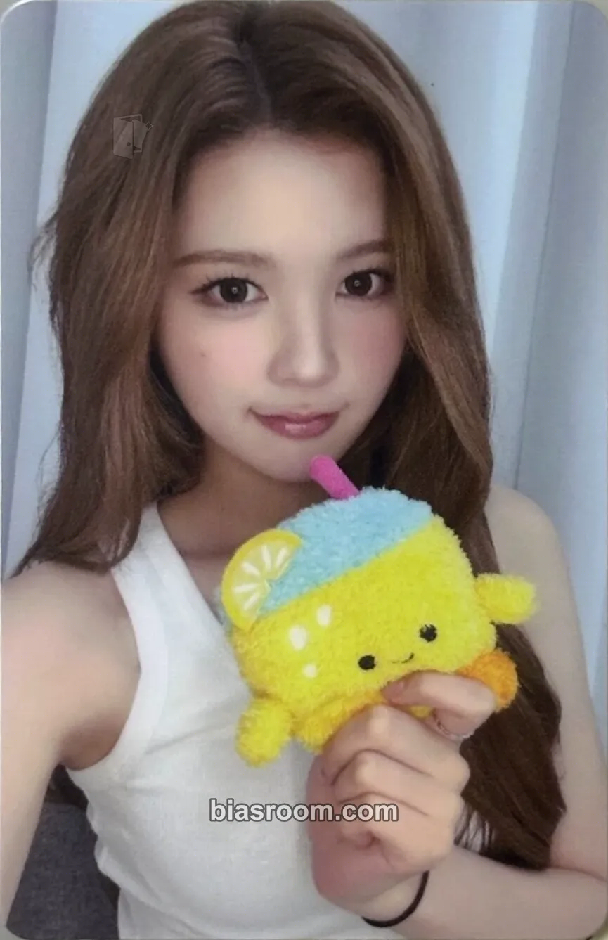 A-na Lemon Tang Photocard - Hearts2Hearts - Hearts2Hearts K-pop photocard