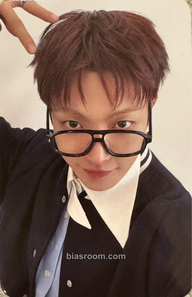 ATEEZ - Hongjoong - YANAGIMEGANE × ATEEZ Other brand collaboration merch photocard ohseoulhappy USA