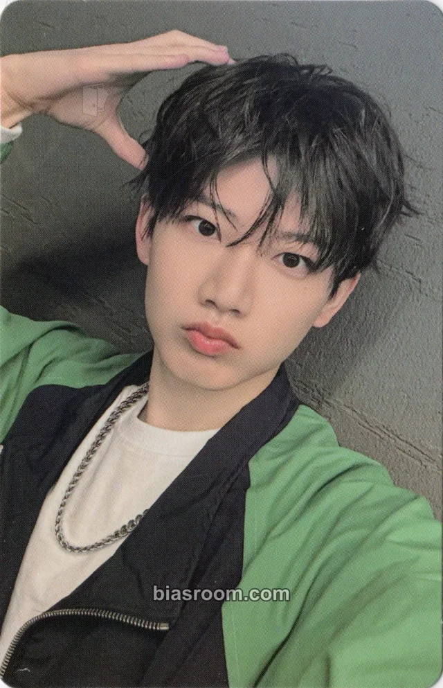TREASURE - Junkyu - Special Moment - 2025 Fan Concert Event duffel bag merch photocard