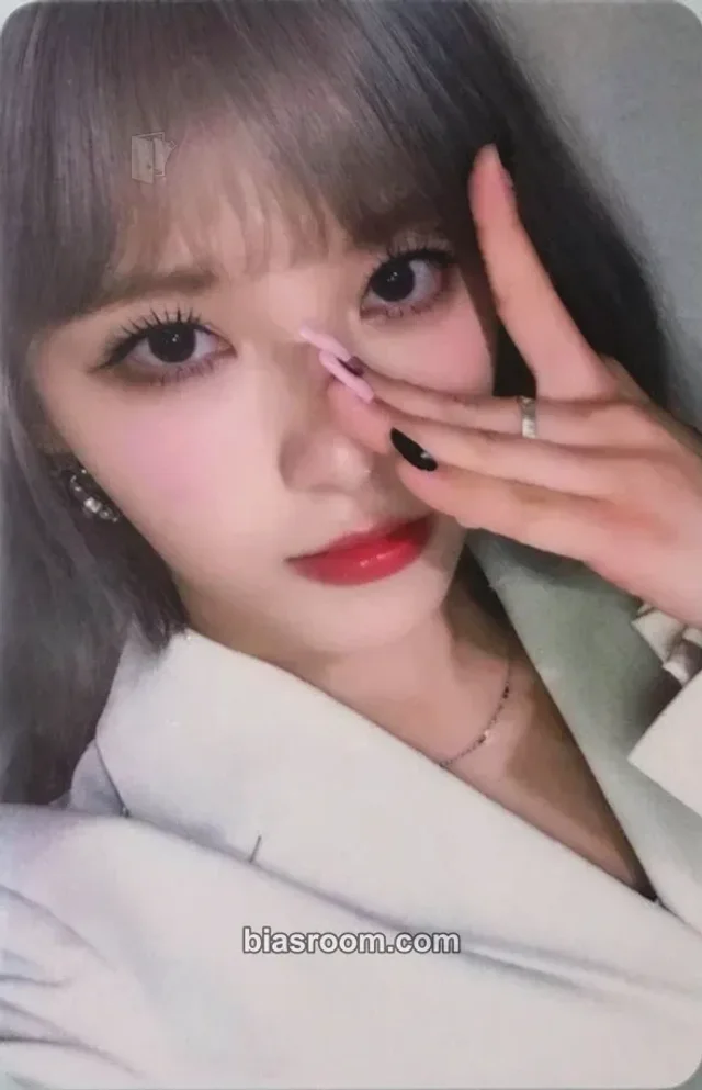 Billlie - Moon Sua - The Billage of Perception: Chapter Three Album withmuu/withdrama video call/fancall round 1