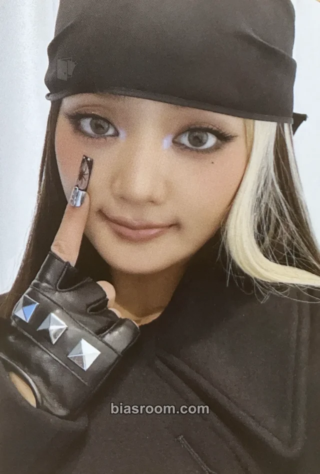 i-dle - Minnie - We made Album line friends magnet keyring minini plush merch photocard pop-up