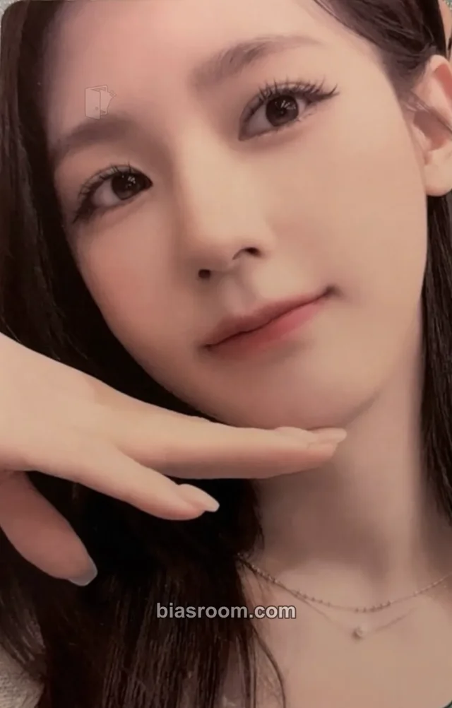 i-dle - Miyeon - We are Album kmstation round 1