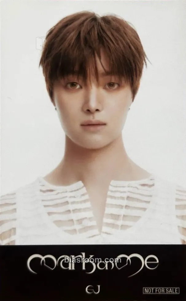 EJ Mark on Me Photocard - &TEAM – &TEAM K-Pop-Photocard