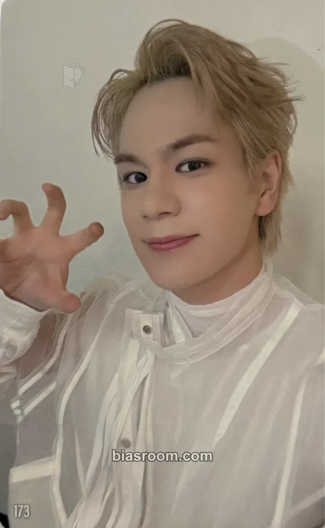 JO1 - Issei Mamehara - 2026 JO1 NORTH AMERICAN TOUR 'ANIMAL' Event merch photocard trading card random pack tour exclusive