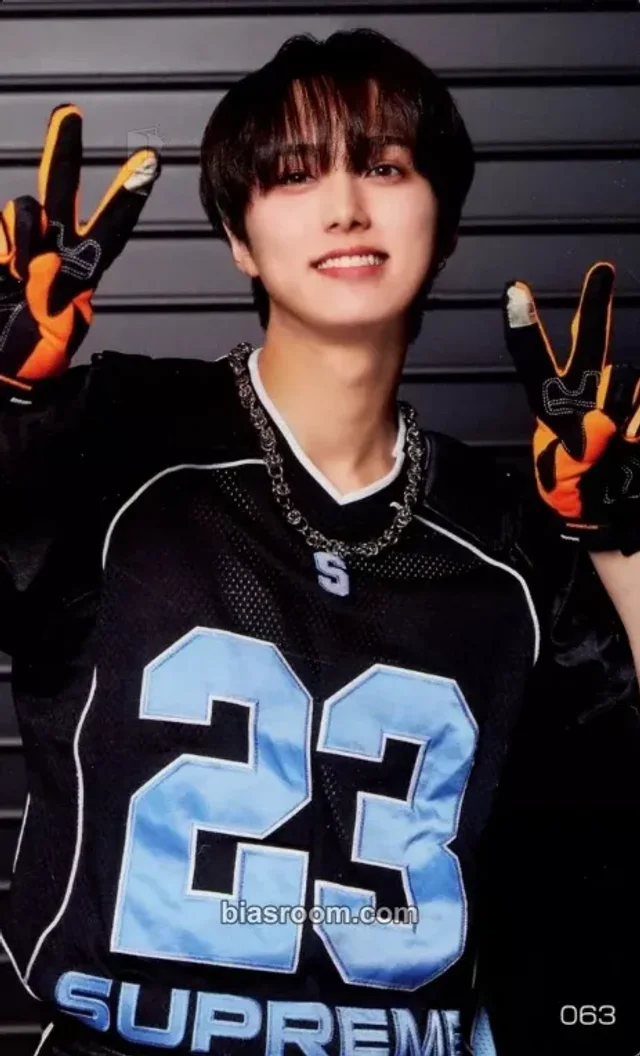 INI - Takumi - 2023 2ND ARENA LIVE TOUR [READY TO POP] IN KYOCERA DOME  Event merch photocard random pack trading card