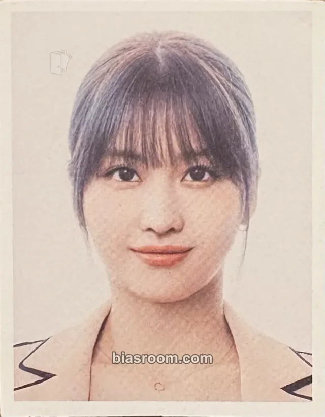 Momo TWICE 2023 Japan Season's Greetings: SECRET LIFE @OFFICE K-pop photocard