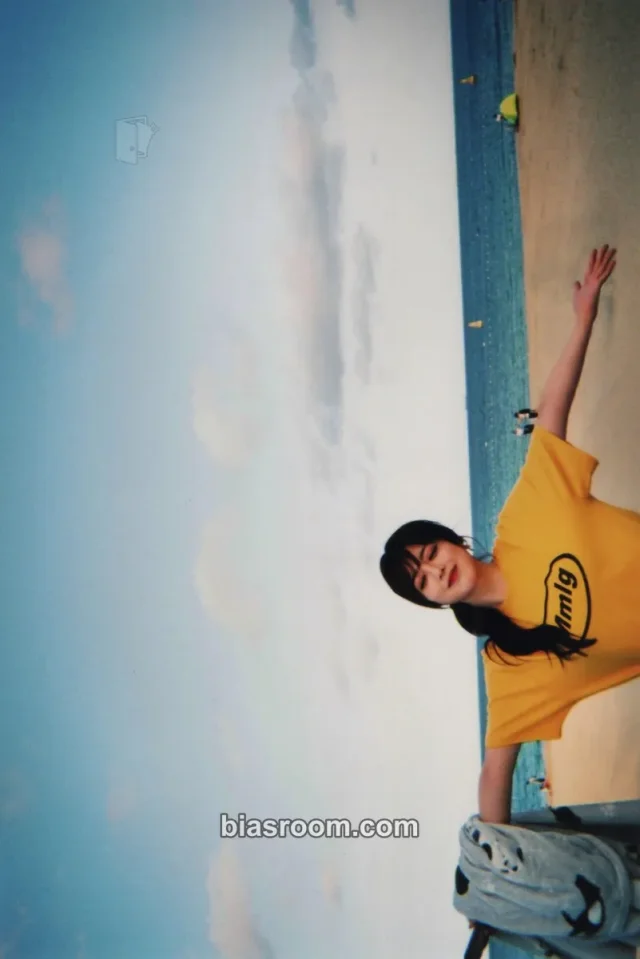 Weki Meki - Ji Suyeon - Weki Meki x LIPSS Other photo print lipss
