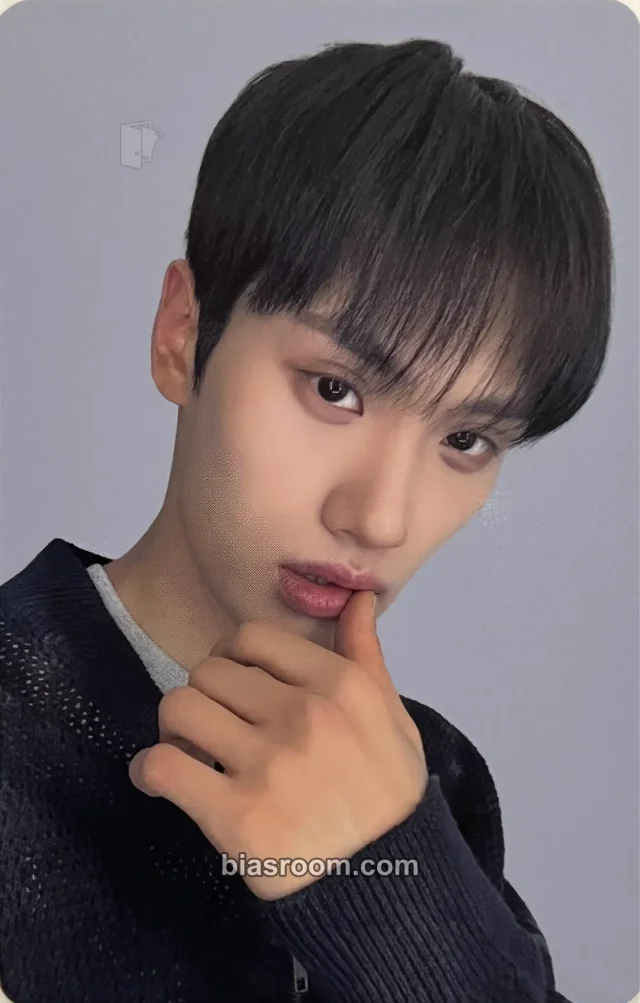 TIOT - Kum Junhyeon - TIOT Debut Concert - Kick-START Event merch photocard trading card