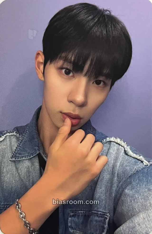 TIOT - Hong Keonhee - TIOT Debut Concert - Kick-START Event merch photocard trading card