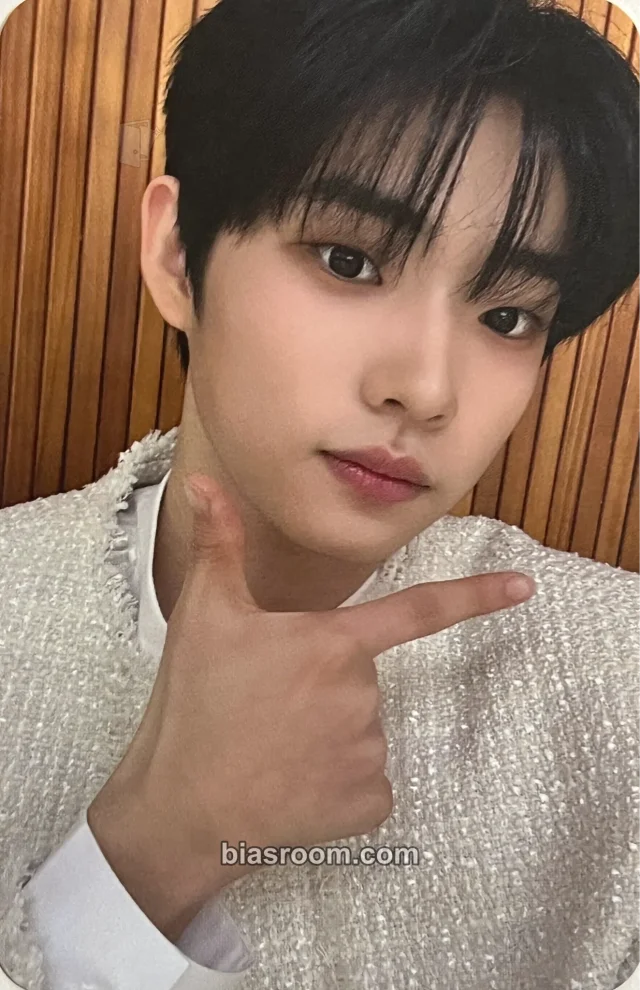 TIOT - Shin Yechan - 2024-2025 TIOT CONCERT: THE SEASON Event merch photocard trading card