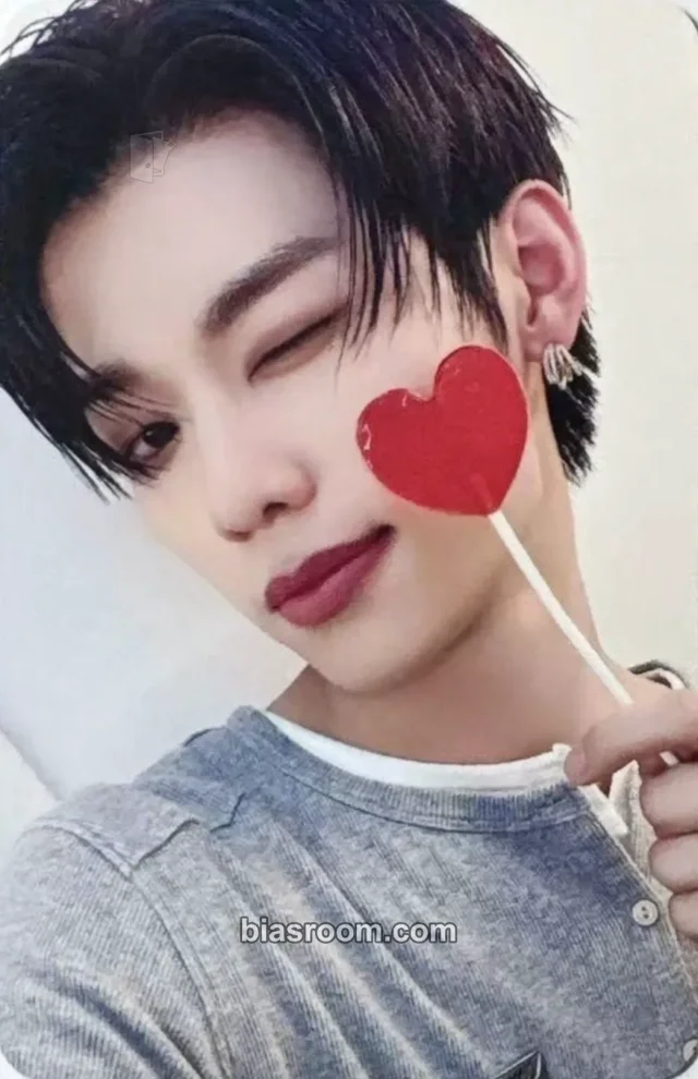 EVNNE - Lee Jeonghyeon - LOVE ANECDOTE(S) Album makestar round 3 video call/fancall