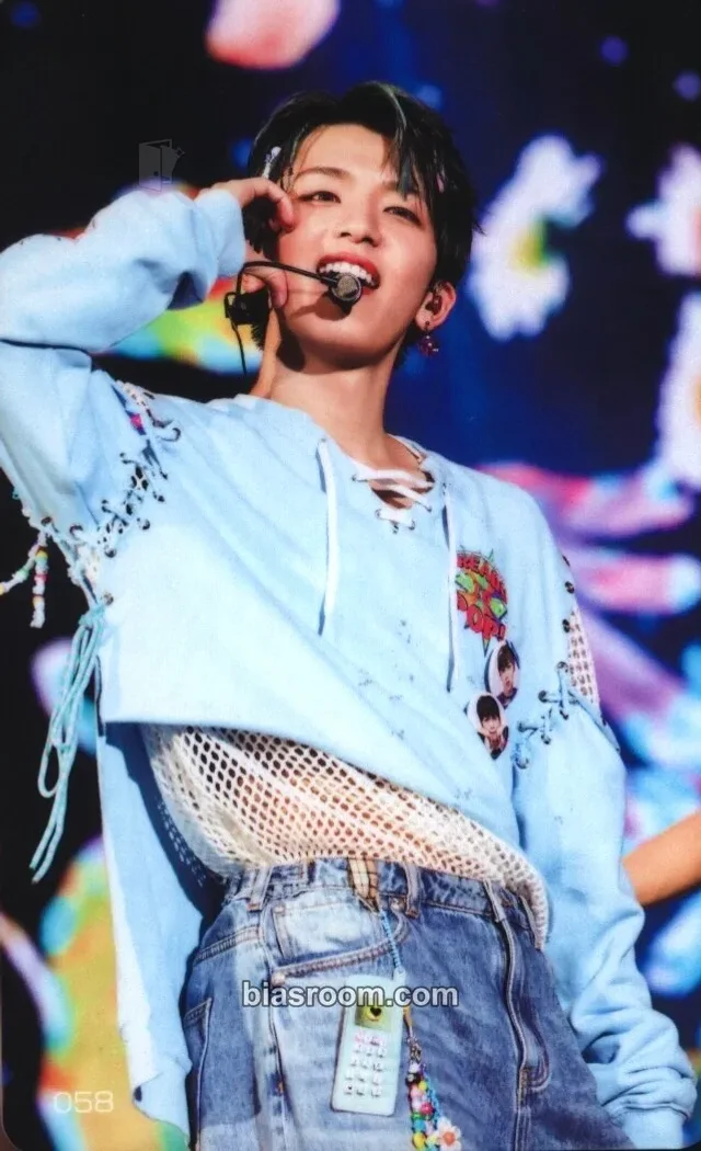 INI - Hiromu - 2023 2ND ARENA LIVE TOUR [READY TO POP] IN KYOCERA DOME  Event merch photocard trading card random pack