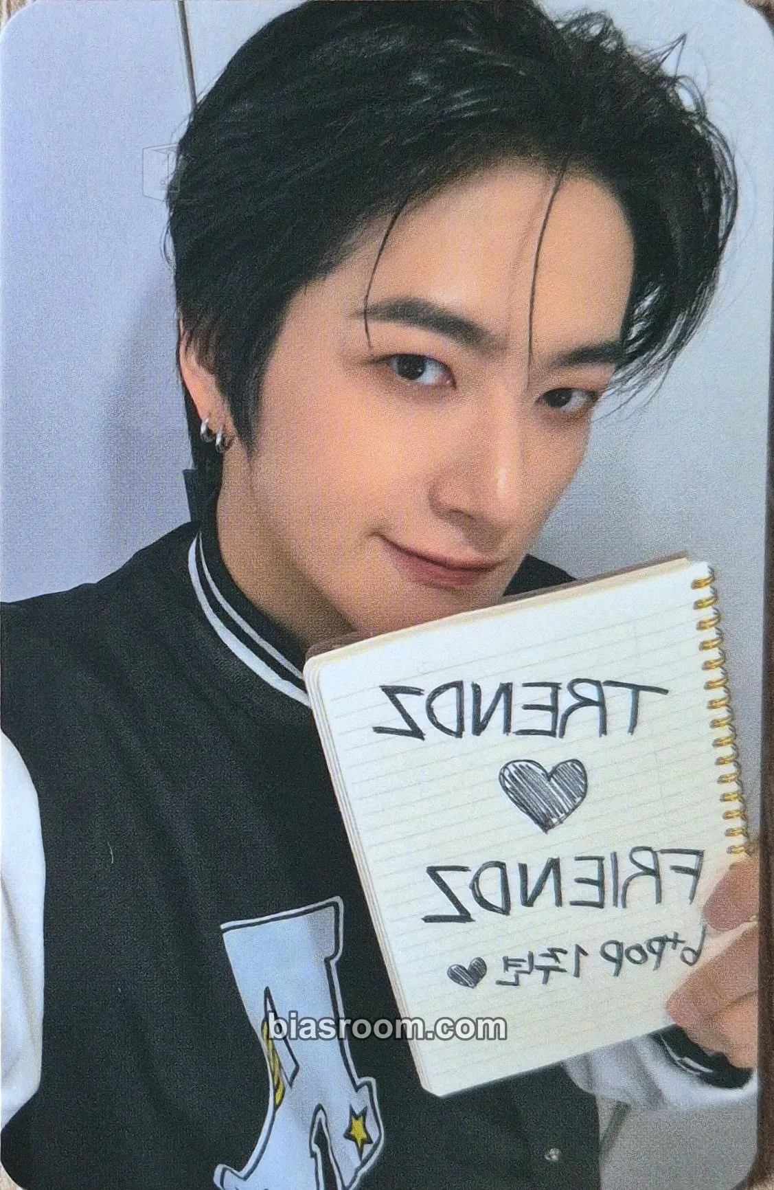 Yoonwoo B+Pop Gifts Photocard - TRENDZ - photocard K-pop di TRENDZ