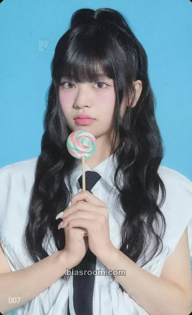 Rinon  ME:I 2024 ME:ICONIC Hi-SUMMER K-pop photocard