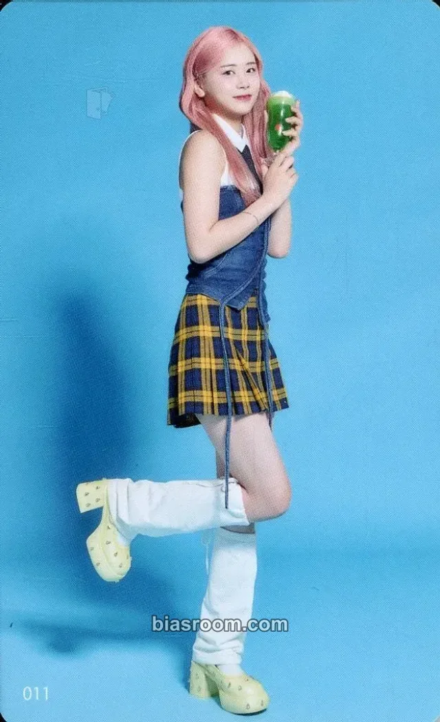 Kokona  ME:I 2024 ME:ICONIC Hi-SUMMER K-pop photocard