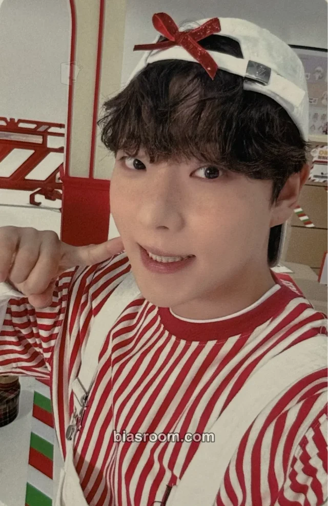 ONF - E-Tion - ONKKOMIZ EXPRESS POP-UP STORE Event merch photocard pop-up trading card random pack
