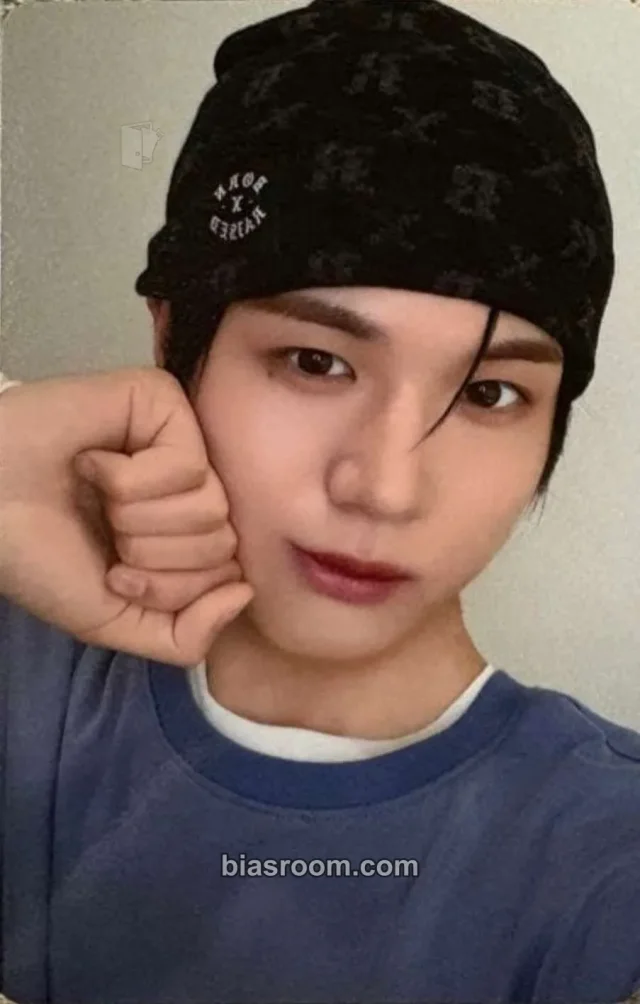 Issa KO1KEYZ KO1KEYZ K-pop photocard