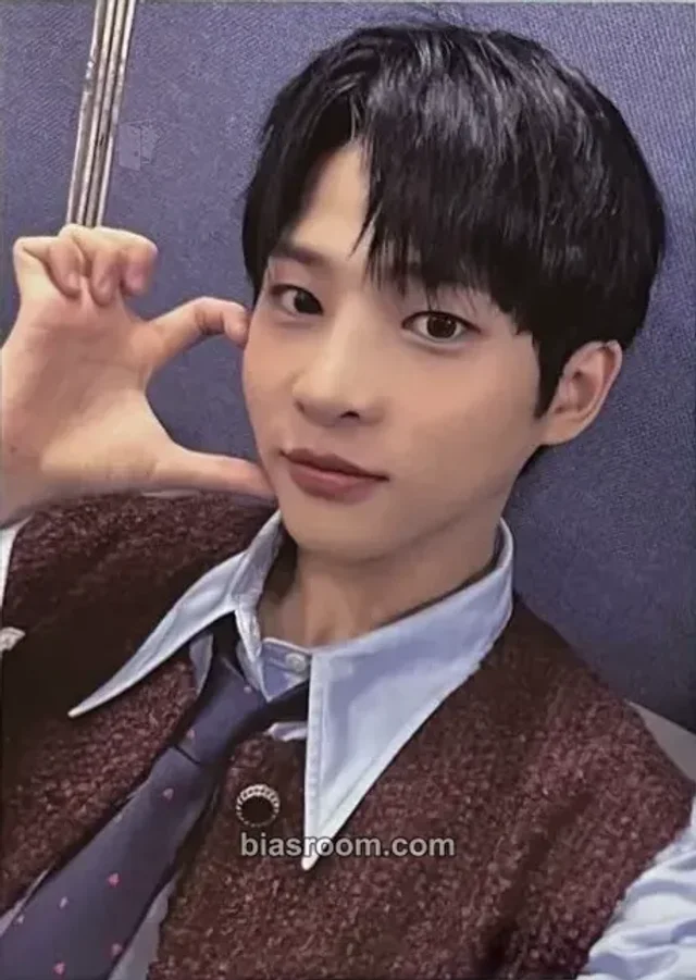 Photocard K-pop de Hyunbin POW 2024 POW HOUSE