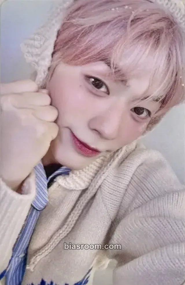 Hong POW COME TRUE K-pop photocard