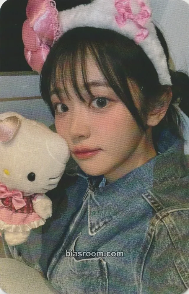 QWER - Chodan - Algorithm's Blossom Album beatroad round 2 video call/fancall sanrio