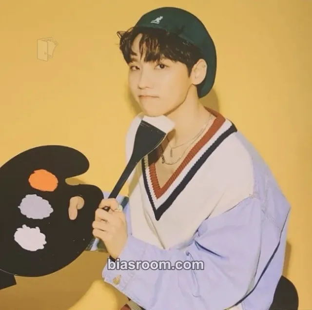 Woong AB6IX VIVID K-pop photocard
