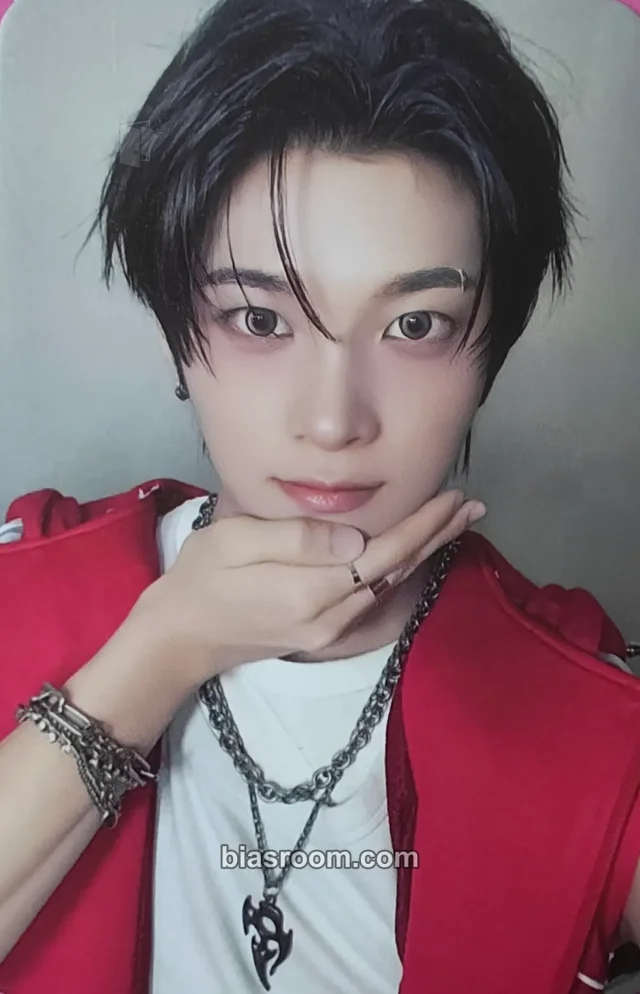 xikers - Junmin - ROUTE ZERO: The ORA Album fromm store round 5 fansign video call/fancall