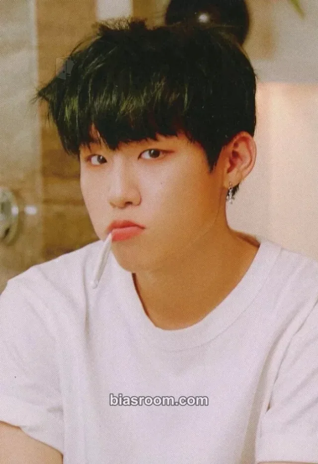 Woojin AB6IX MO’ COMPLETE : HAVE A DREAM K-pop photocard