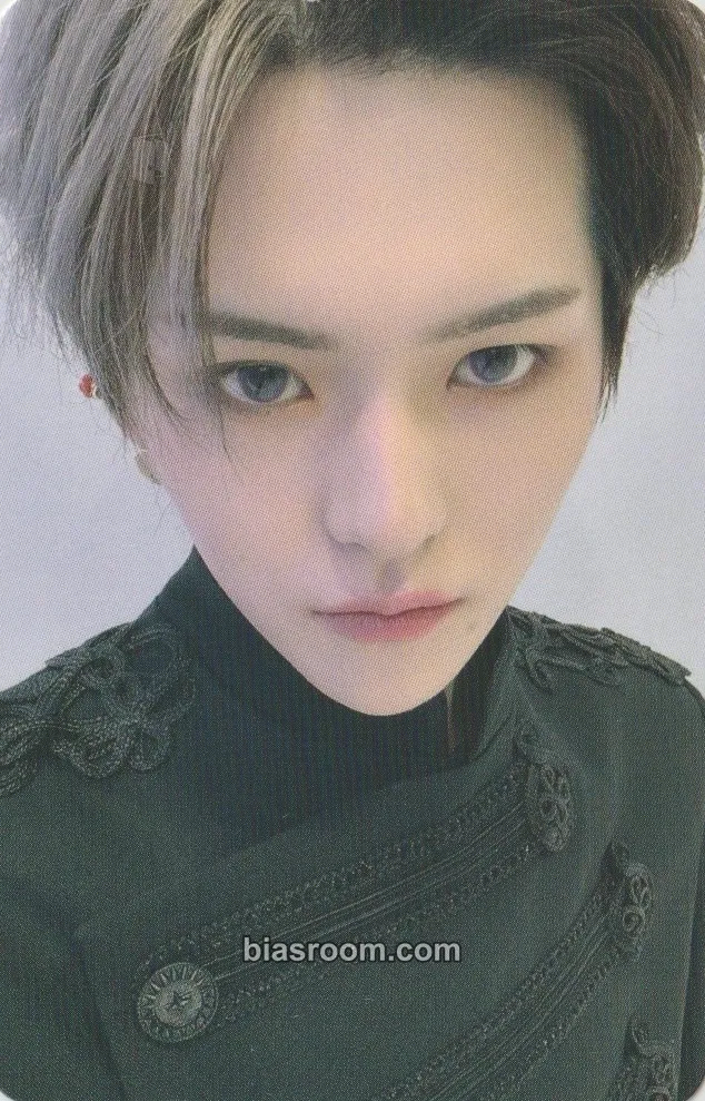 Yoshi REBOOT Photocard - TREASURE - photocard K-pop TREASURE