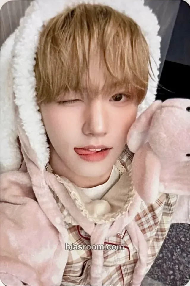 Juwon AHOF Run To You K-pop photocard