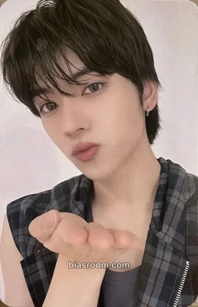 Yorch POW Boyfriend K-pop photocard