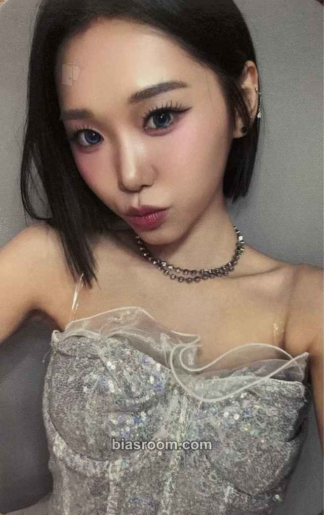 Shannie CrazAngel Picasso K-pop photocard