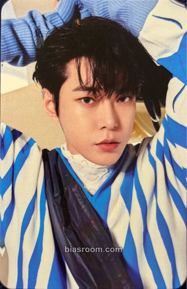 Doyoung NCT Universe K-pop photocard
