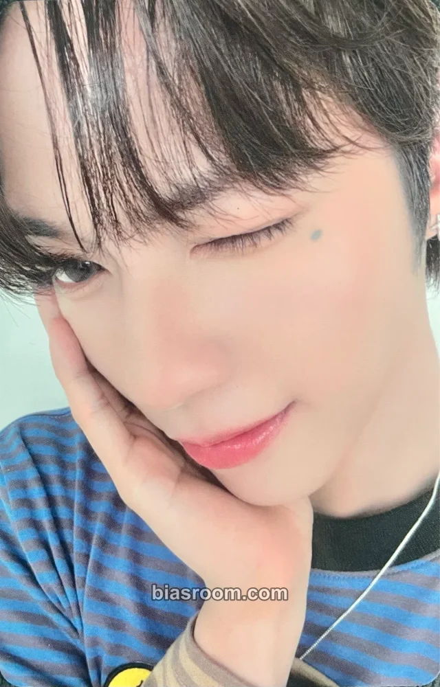 JL AHOF The Passage K-pop photocard