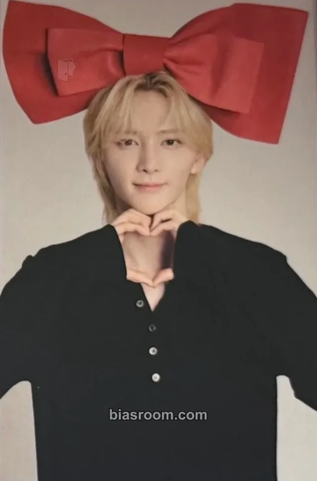 Junseo AEN S Cawaii! ME Magazine K-pop Photocard