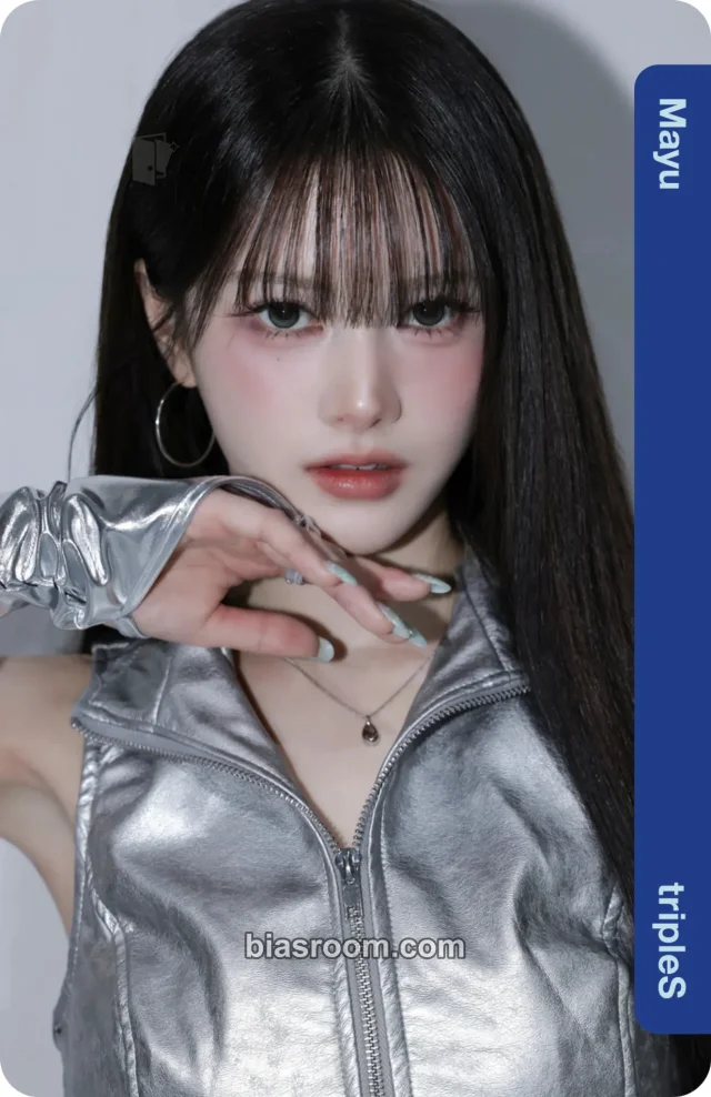 Mayu tripleS 4th World Tour <ANDLESS> K-pop photocard