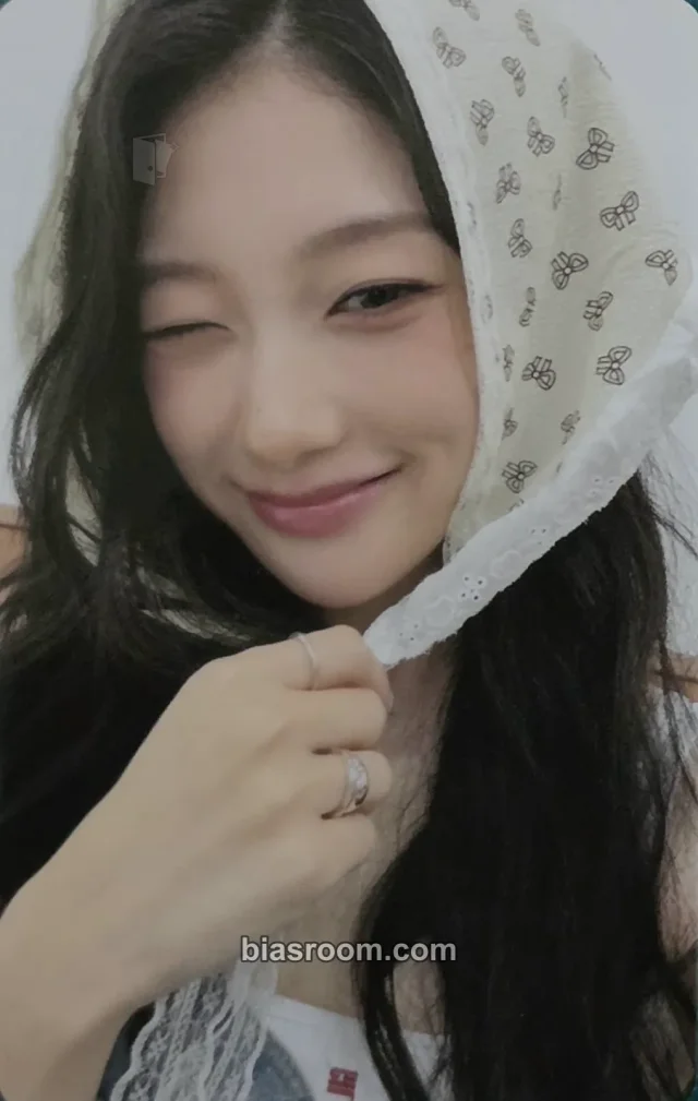 Seoyeon (Y:SY) Y:SY GOODIES K-pop photocard